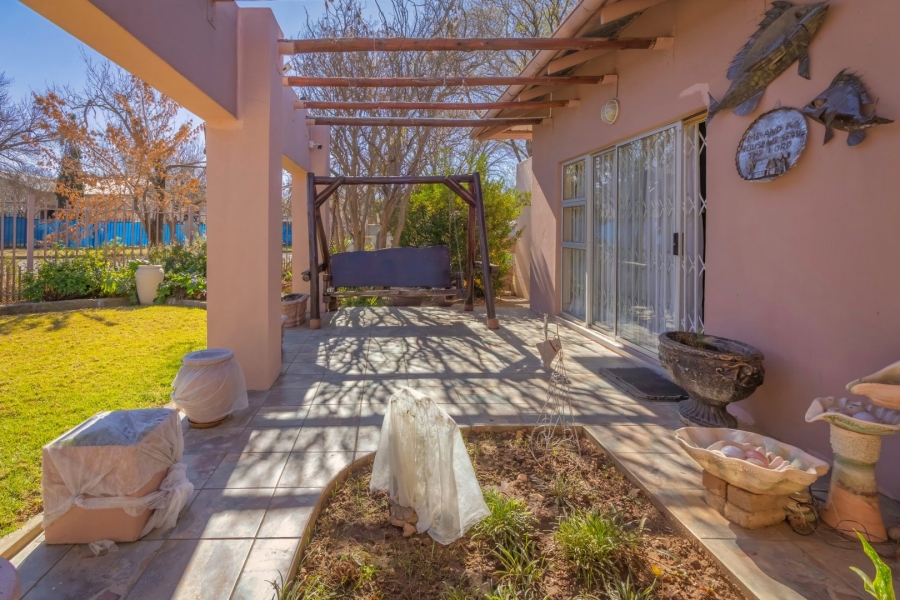 3 Bedroom Property for Sale in Kroonheuwel Free State